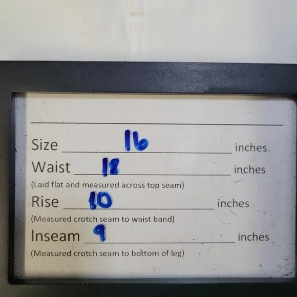 NYDJ Briella White Denim Shorts Lift Tuck Technology Bermuda Size 16 Tags New - Picture 5 of 10